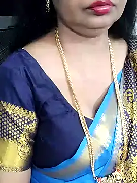 Snapshot of Deepthi_Mysore chatting on 01/08/25, 05:05 Deepthi Mysore online show from 01/08/25, 05:05