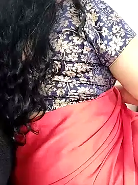 Snapshot of Deepthi_Mysore chatting on 01/13/25, 12:41 Deepthi Mysore online show from 01/13/25, 12:41