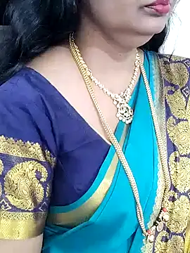 Snapshot of Deepthi_Mysore chatting on 02/09/25, 11:25 Deepthi Mysore online show from 02/09/25, 11:25
