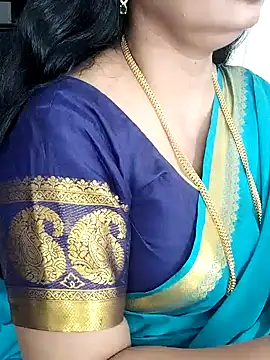 Snapshot of Deepthi_Mysore chatting on 02/09/25, 11:15 Deepthi Mysore online show from 02/09/25, 11:15