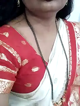 Snapshot of Deepthi_Mysore chatting on 02/10/25, 02:19 Deepthi Mysore online show from 02/10/25, 02:19