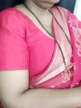 Snapshot of Deepthi_Mysore chatting on 02/12/25, 11:51 Deepthi Mysore online show from 02/12/25, 11:51