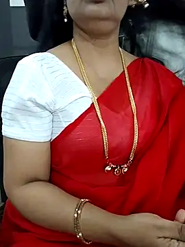 Snapshot of Deepthi_Mysore chatting on 03/16/25, 09:47 Deepthi Mysore online show from 03/16/25, 09:47