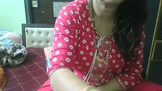 couplesuni online show from 10/25/25, 03:36