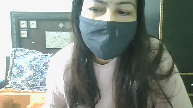 couplesuni online show from 11/24/25, 03:39