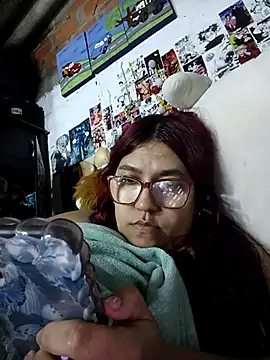 dafne19  online show from 10/16/25, 05:19