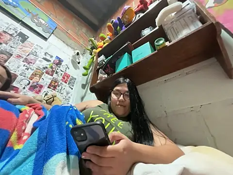 Snapshot of dafne19_ chatting on 05/19/26, 05:36 dafne19 online show from 05/19/26, 05:36