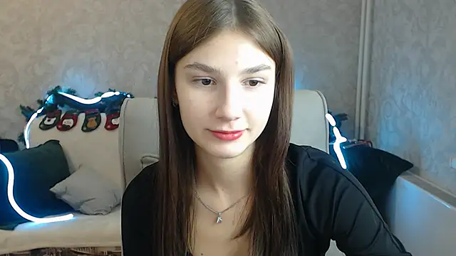 AnaHoney online show from 12/10/24, 07:37