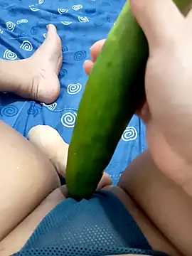 ambarlennoix online show from 10/30/25, 08:16