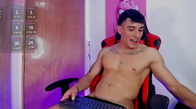 Snapshot of joseph_boy chatting on 02/05/25, 03:31 joseph boy online show from 02/05/25, 03:31