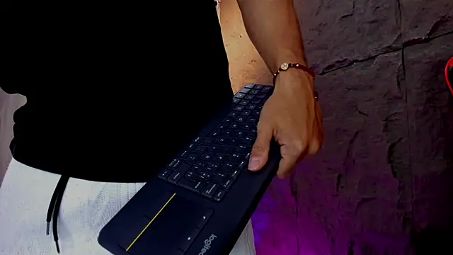 Snapshot of joseph_boy chatting on 01/07/26, 11:23 joseph boy online show from 01/07/26, 11:23