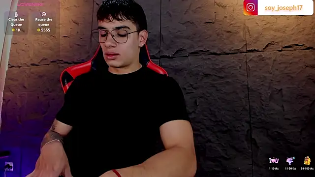 Snapshot of joseph_boy chatting on 01/08/26, 11:23 joseph boy online show from 01/08/26, 11:23