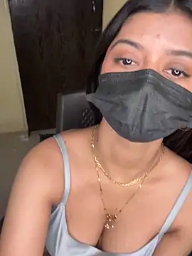 Aakanshaa   online show from 12/05/25, 03:48