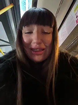 Sophie Avory online show from 12/18/25, 03:45