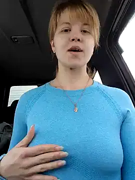 Snapshot of astiSWEET chatting on 01/15/25, 08:41 astiSWEET online show from 01/15/25, 08:41
