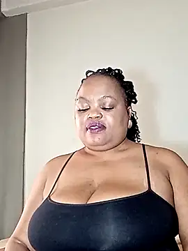 Snapshot of hugemelonsxxx chatting on 02/02/25, 11:30 hugemelonsxxx online show from 02/02/25, 11:30