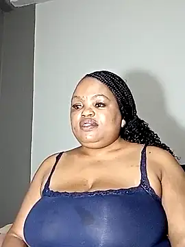 Snapshot of hugemelonsxxx chatting on 02/05/25, 05:42 hugemelonsxxx online show from 02/05/25, 05:42