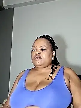 Snapshot of hugemelonsxxx chatting on 02/07/25, 04:46 hugemelonsxxx online show from 02/07/25, 04:46