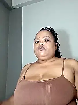 Snapshot of hugemelonsxxx chatting on 02/11/25, 06:11 hugemelonsxxx online show from 02/11/25, 06:11