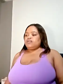 Snapshot of hugemelonsxxx chatting on 03/04/25, 09:43 hugemelonsxxx online show from 03/04/25, 09:43