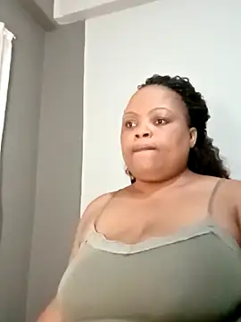 Snapshot of hugemelonsxxx chatting on 03/07/25, 07:27 hugemelonsxxx online show from 03/07/25, 07:27