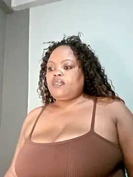 Snapshot of hugemelonsxxx chatting on 03/17/25, 05:49 hugemelonsxxx online show from 03/17/25, 05:49