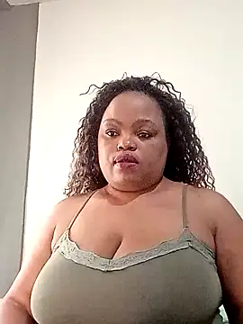 Snapshot of hugemelonsxxx chatting on 03/22/25, 11:00 hugemelonsxxx online show from 03/22/25, 11:00