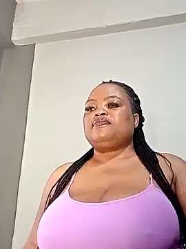 Snapshot of hugemelonsxxx chatting on 09/21/25, 10:39 hugemelonsxxx online show from 09/21/25, 10:39