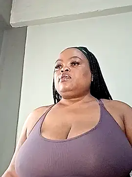 Snapshot of hugemelonsxxx chatting on 10/07/25, 05:59 hugemelonsxxx online show from 10/07/25, 05:59