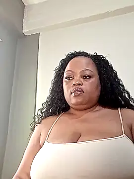 Snapshot of hugemelonsxxx chatting on 10/16/25, 09:32 hugemelonsxxx online show from 10/16/25, 09:32