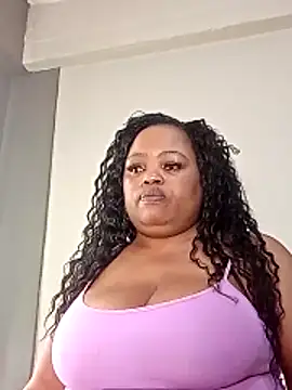 Snapshot of hugemelonsxxx chatting on 11/02/25, 09:22 hugemelonsxxx online show from 11/02/25, 09:22