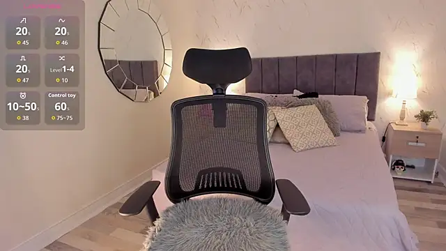 CyntiaAdams online show from 11/06/25, 07:48