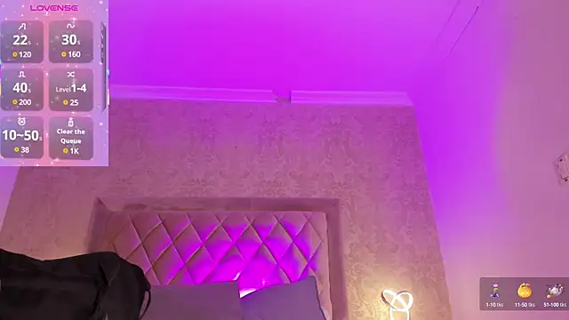 Snapshot of LiaFlowers chatting on 02/27/25, 09:32 LiaFlowers online show from 02/27/25, 09:32