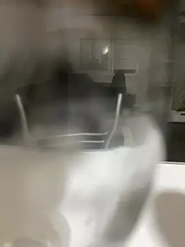 Snapshot of Julian_23312 chatting on 02/17/26, 06:21 Julian 23312 online show from 02/17/26, 06:21