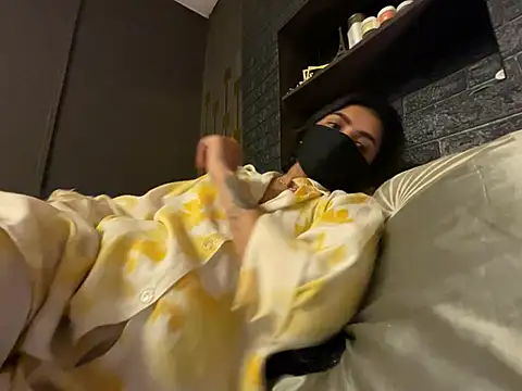 Snapshot of MaYaa__11 chatting on 02/21/25, 11:55 MaYaa 11 online show from 02/21/25, 11:55