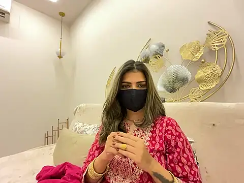 MaYaa  11 online show from 03/17/26, 06:50