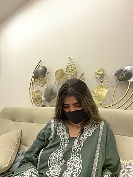 MaYaa  11 online show from 04/19/26, 07:29