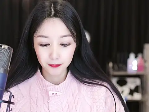 Nuyoah-77 online show from 02/11/25, 04:13