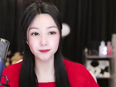 Nuyoah-77 online show from 02/14/25, 07:02