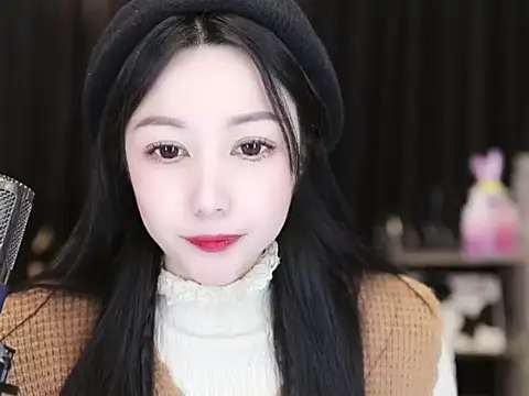 Nuyoah-77 online show from 03/03/25, 06:55