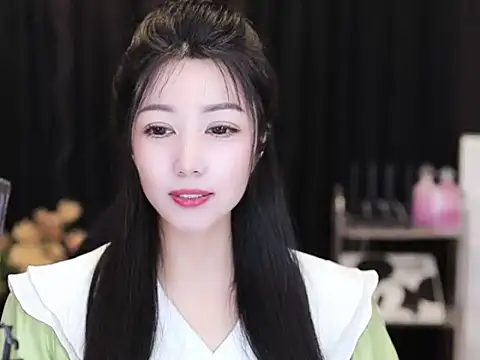 Nuyoah-77 online show from 09/19/25, 04:51