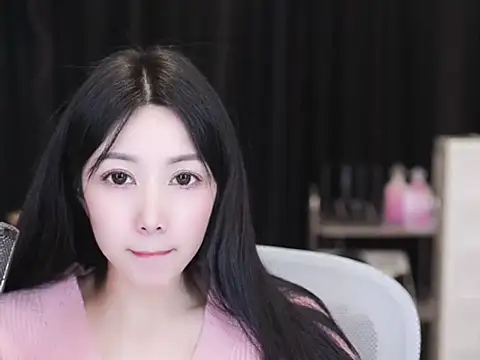 Nuyoah-77 online show from 11/10/25, 04:06