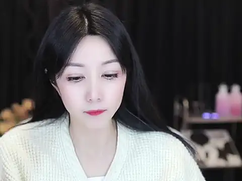 Nuyoah-77 online show from 01/18/26, 01:48