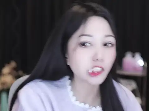 Nuyoah-77 online show from 02/15/26, 12:58