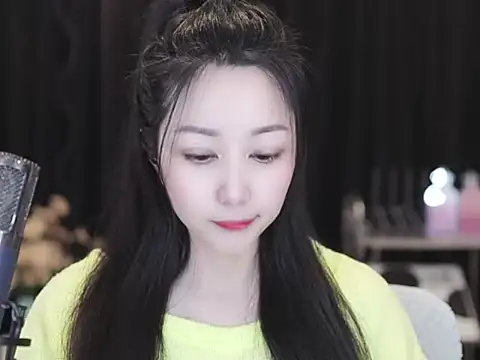 Nuyoah-77 online show from 03/23/26, 08:07