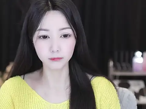 Nuyoah-77 online show from 03/26/26, 06:41