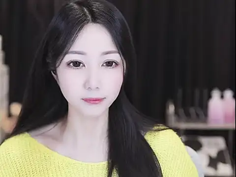 Nuyoah-77 online show from 04/22/26, 05:54