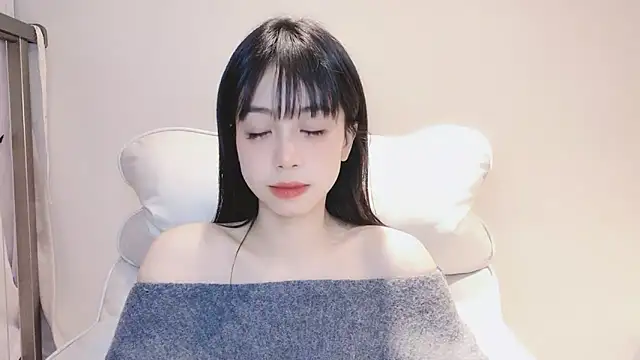 -Hottie online show from 12/15/24, 03:31