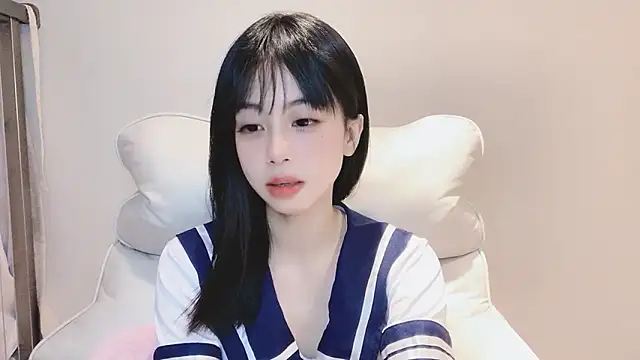 -Hottie online show from 12/17/24, 06:20