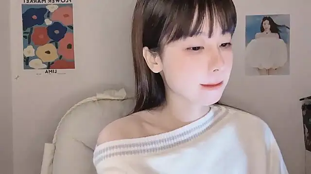 -Hottie online show from 11/18/25, 04:11